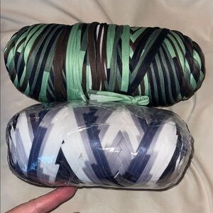 Tshirt Yarn for Crochet Soft Elastic Fabric Chunky Thick T-Shirt Yarn new